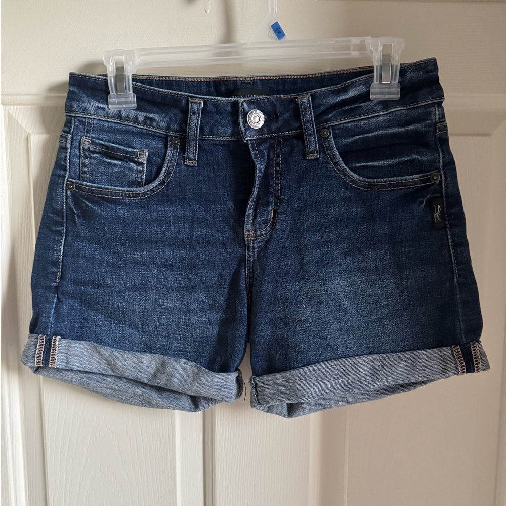 Like New Silver Jeans Dark Blue Jean Shorts 25 length 4.5 inches